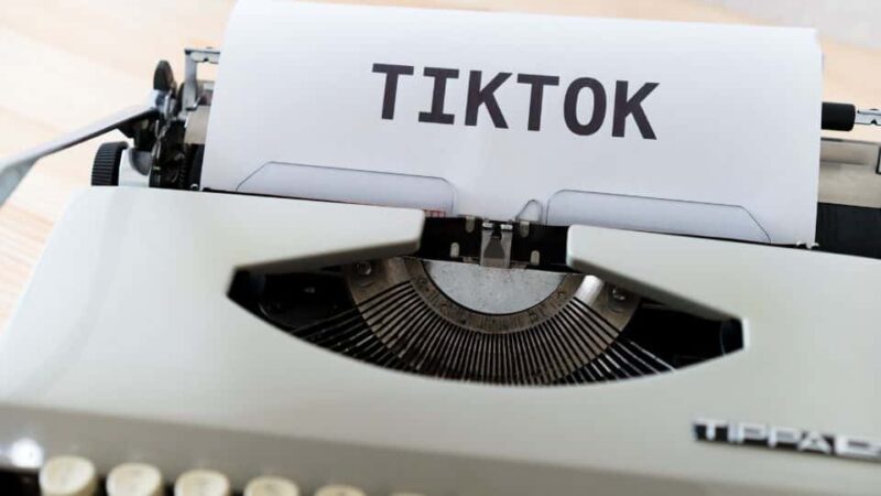 טיק טוק