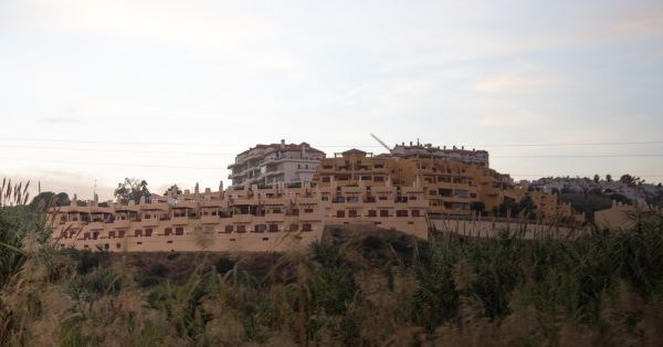 זכויות תושב מול עבודות תשתית בבית שמש המדריך שמפריד בין אבק לזכויות